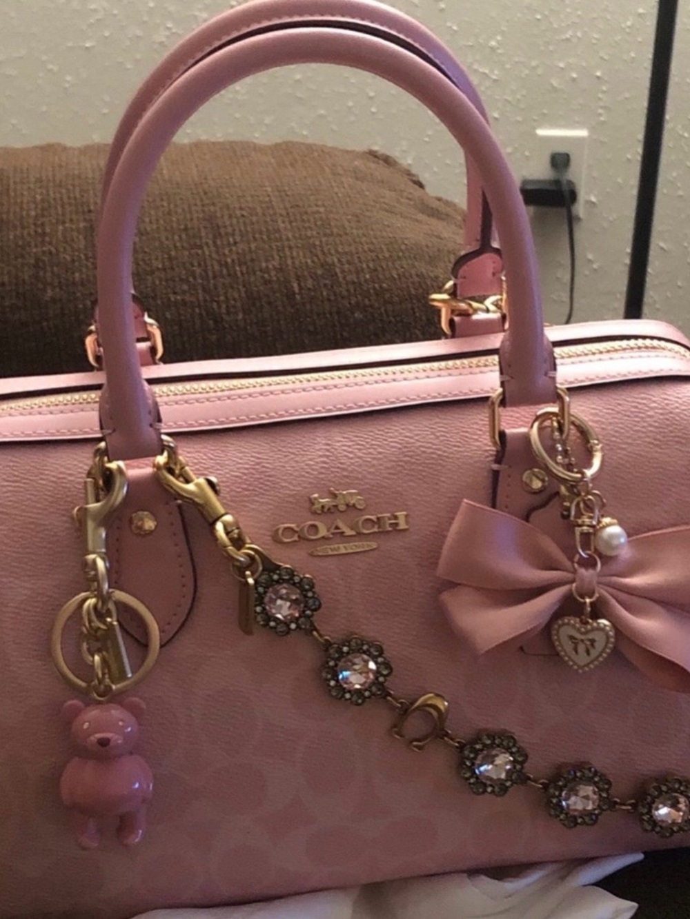 Coach powder pink Rowan 2025 version